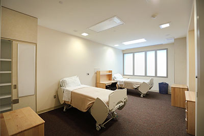 ETPB research participant bedroom in 7SE unit at NIH Clinical Center