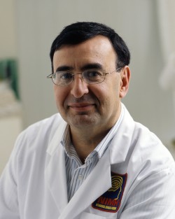 A headshot of Dr. Carlos Zarate.